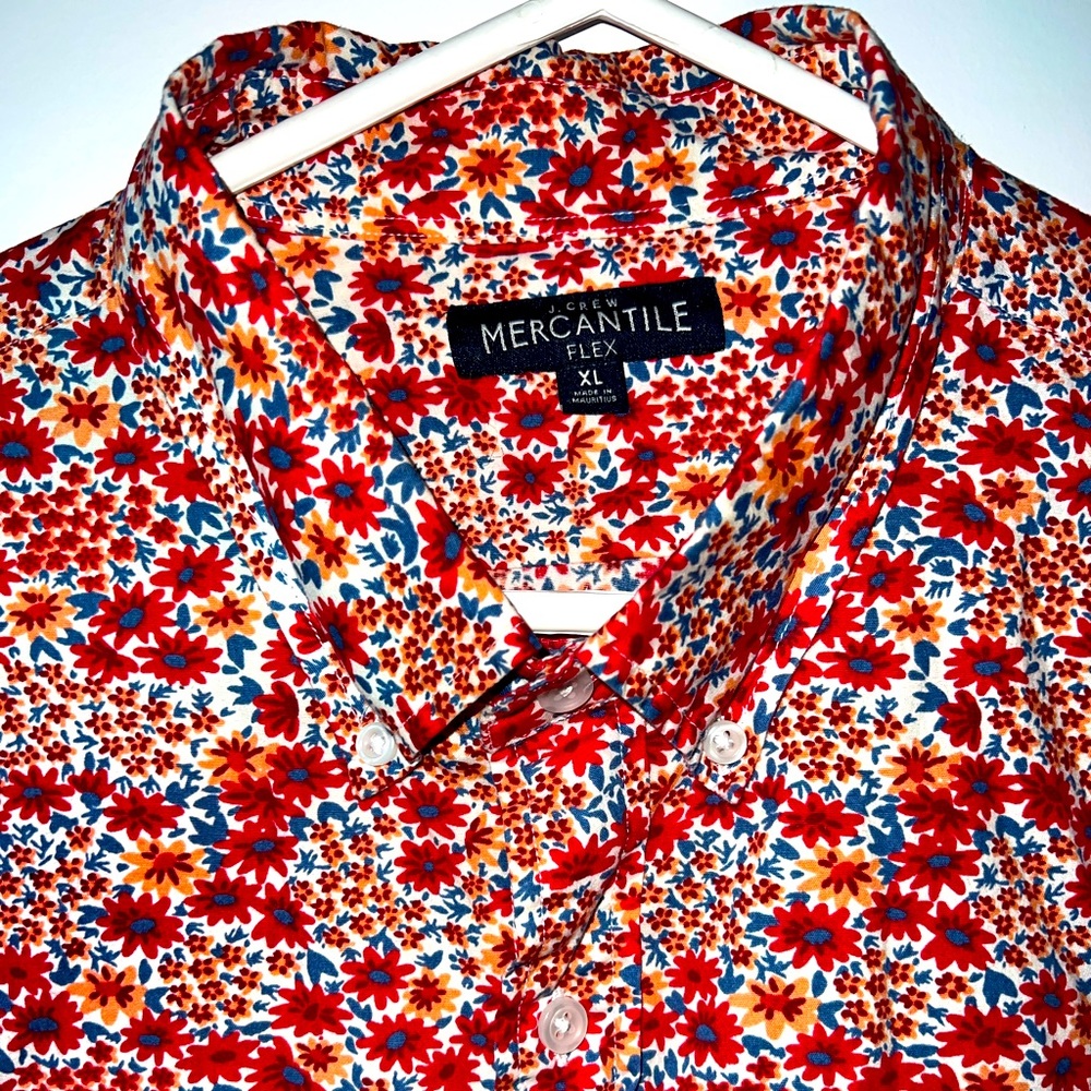 J. Crew Short Sleeve Button Down. Size: XL, Floral Print